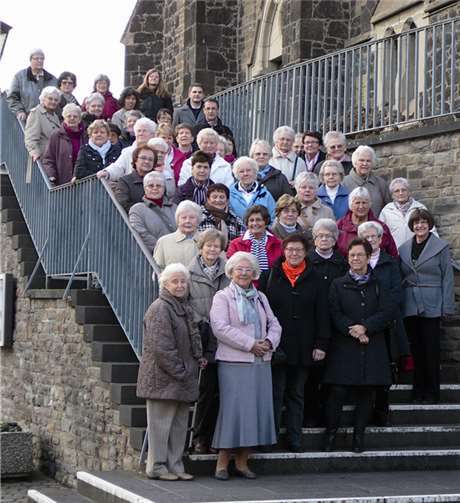 Die Wallfahrt der Ahrweiler kfd-Frauen führte in diesem Jahr zur Keller Pfarrkirche St. Lubentius, in der sich die Pietà aus dem ehemaligen Kloster Sankt Antoniusstein befindet.