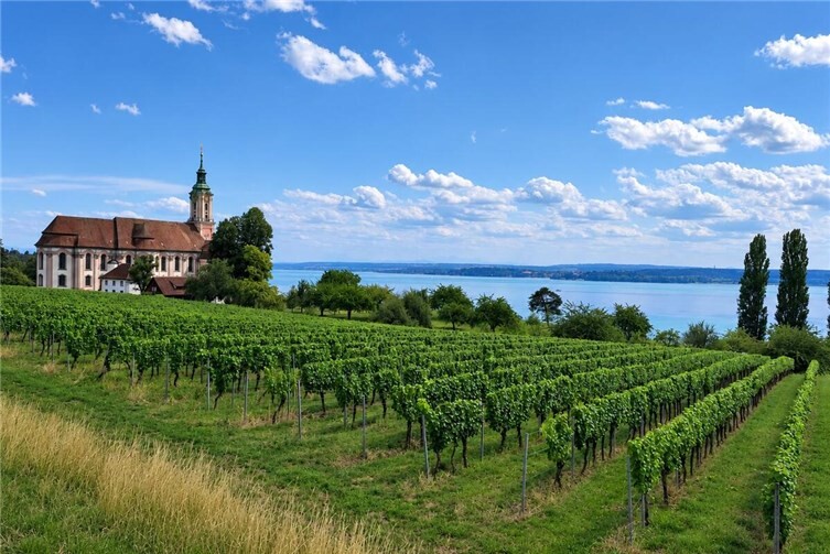 Erlebnisreiche Kulturreise an Bodensee und Bregenzer Seebühne mit La Traviata