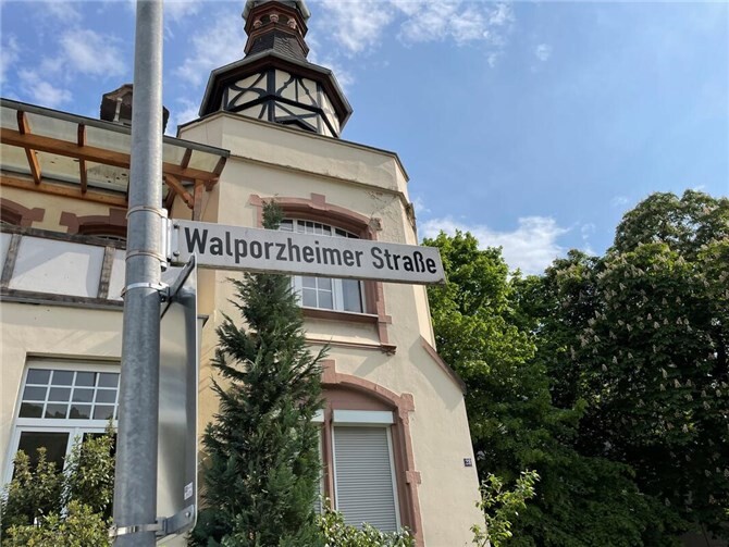 Die Walporzheimer Straße in Ahrweiler.  Foto: ROB