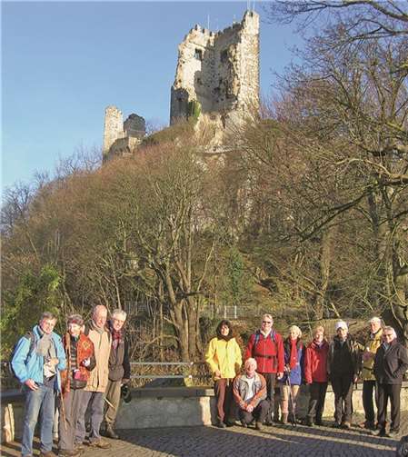 Die Wanderer auf dem Drachenfelsplateau freuten sich über das tolle Wetter. privat