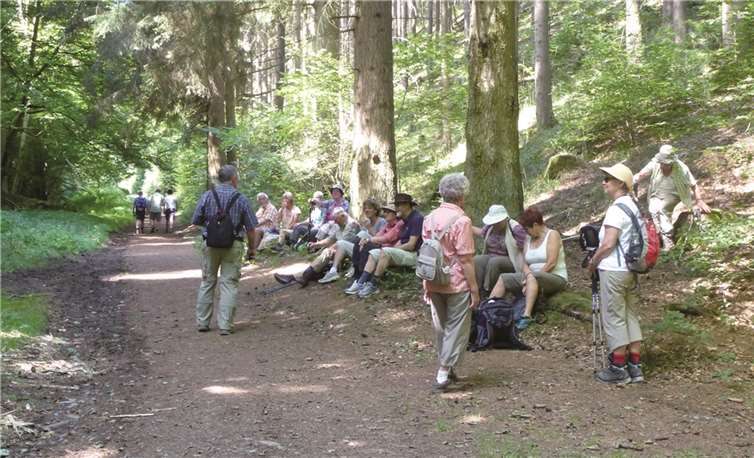 Die Wanderer legten eine kurze Rast ein. privat