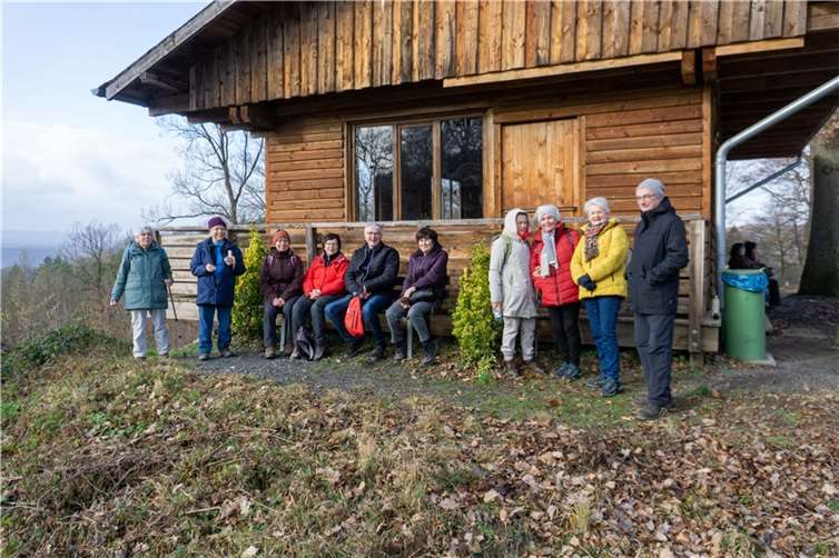 Die Wanderfreunde des Eifelvereins Bad Breisig wanderten den RömerWeltWeg entlang und durchs Dorntal. Foto: privat