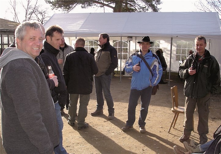 Die Wanderfreunde des TuS Löhndorf machten sich auf den Weg zur Königsfelder Hütte.privat