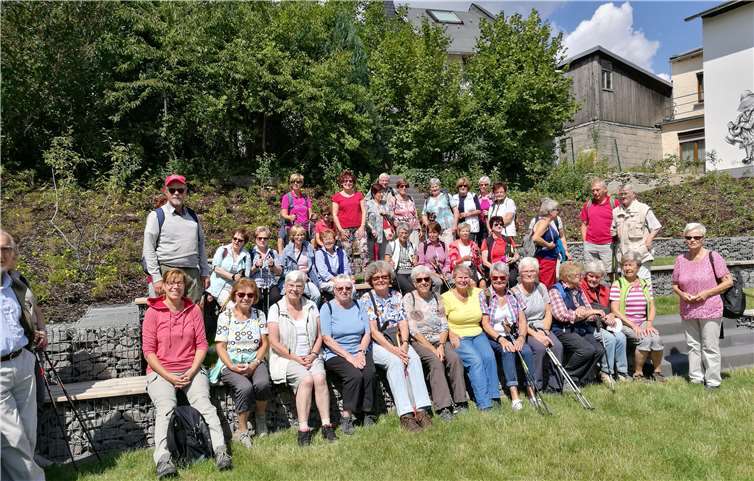 Die Wanderfreunde genossen die warmen Sonnenstrahlen. Foto: privat