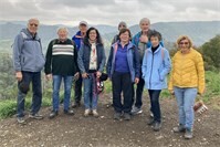Die Wandergruppe am Aussichtspunkt „Saffenburg“