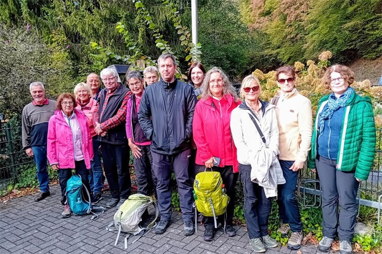 Die Wandergruppe an der Laubachsmühle