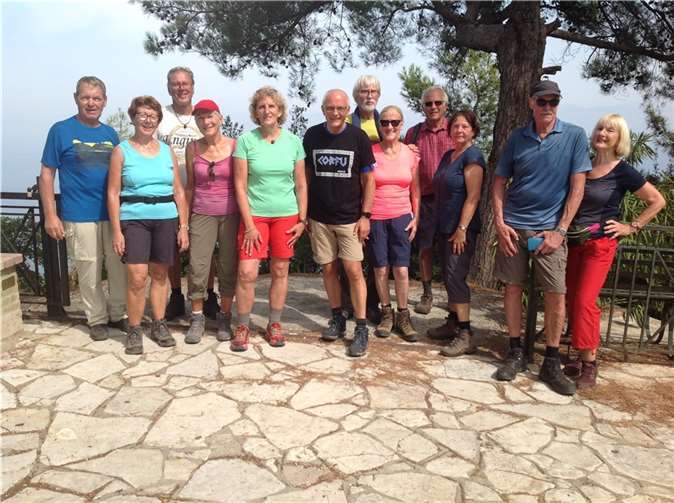 Die Wandergruppe des Eifelvereins Untermosel auf Korfu.Foto: privat