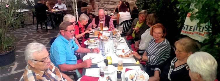 Die Wandergruppe im Ristorante „Da Pino“.privat