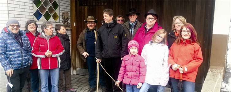 Die Wandergruppe kurz vor dem Start in Richtung Sierscheid. privat