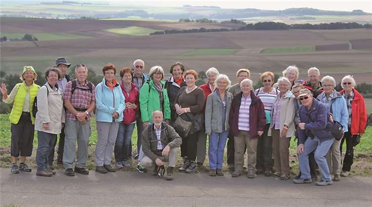 Die Wandergruppe kurz vor ihrem Ziel an der „Schönen Aussicht“. privat