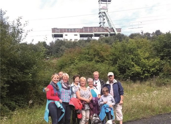 Die Wandergruppe mit Wegewart Manfred Horst (r.)privat