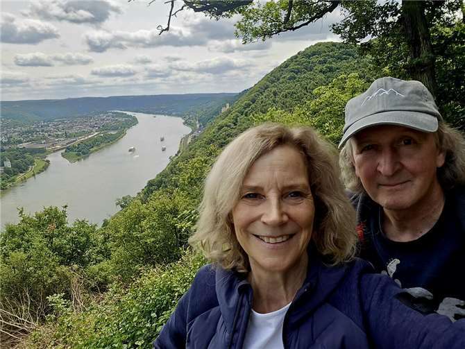 Köbberling lädt zu „Walk & Talk“ Die Wanderung beginnt am Sonntag, den 6. Juli um 11 Uhr. Treffpunkt ist der Parkplatz vor dem Rittersturzdenkmal. Foto: Büro von Dr. Anna Köbberling