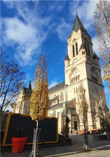 Die „Waschbar“ öffnet vor der Rosenkranzkirche.  Foto: privta
