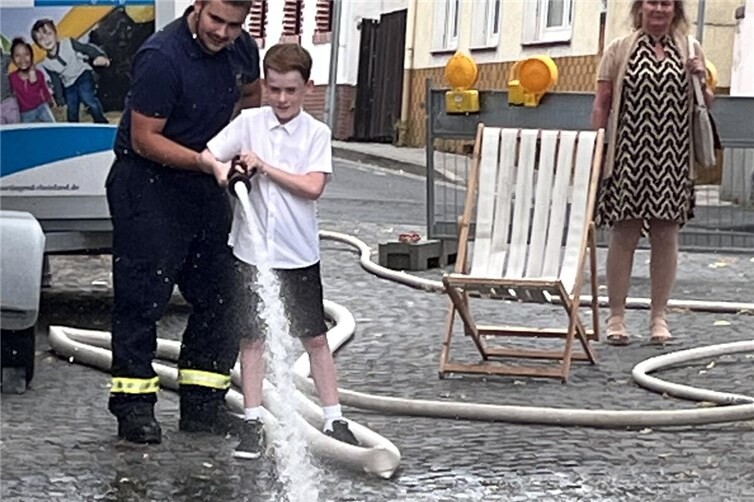 Die Wasser- und Schlauchspiele der freiw. Feuerwehr beim Schützenfest