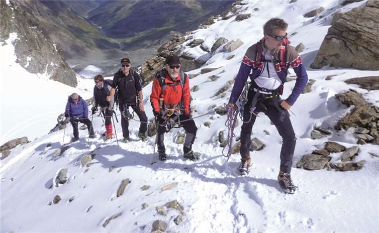 Die Watzmänner beim Aufstieg zur hinteren Jamtalspitze. privat