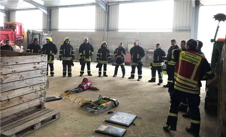 Die Wehren aus Winningen und Wolken trafen sich zu einer gemeinsamen Abschlussübung.Fotos: privat