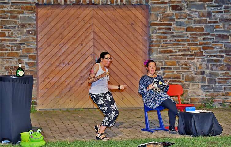 Die Weibsbilder Anke Brausch und Claudia Thiel sind beide noch SingleFotos: MW