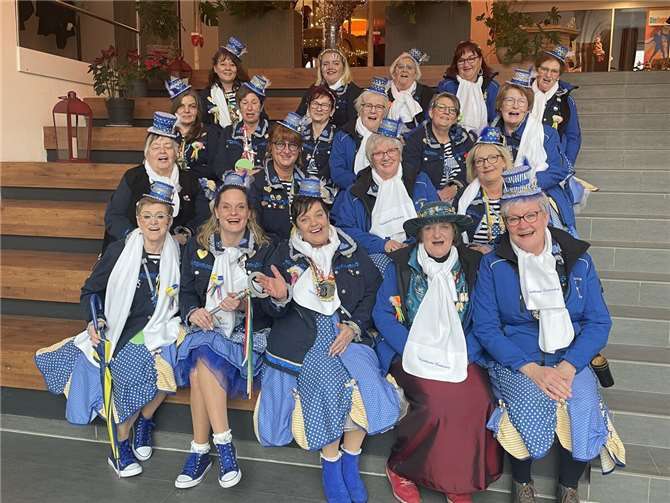 Die Weinhexen freuen sich auf viele närrische Besucher. Foto: Weinhexen Leutesdorf