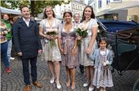 Die Weinmajestäten mit Bürgermeister Björn Ingendahl.