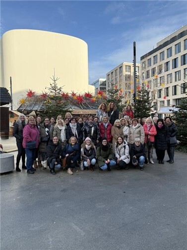 Die Weiser Möhnen verbrachten einen tollen Tag in Düsseldorf.  Foto: privat