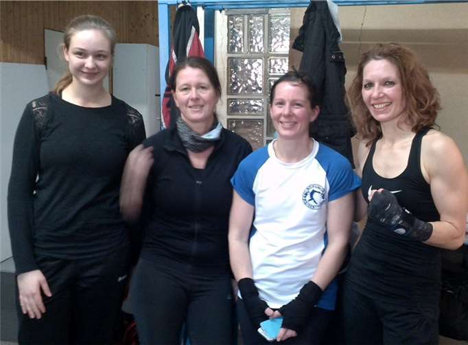 Die Weißenthurmer Boxerinnen Paula Nickenig, Claudia Brüggemeyer, Miriam Alderath und Christina Nickenig (v.l.n.r.). privat