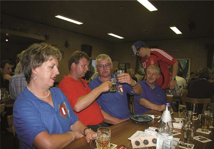 Die Weißenthurmer Bürger fühlen sich bei den Schützenbrüdern wohl.privat