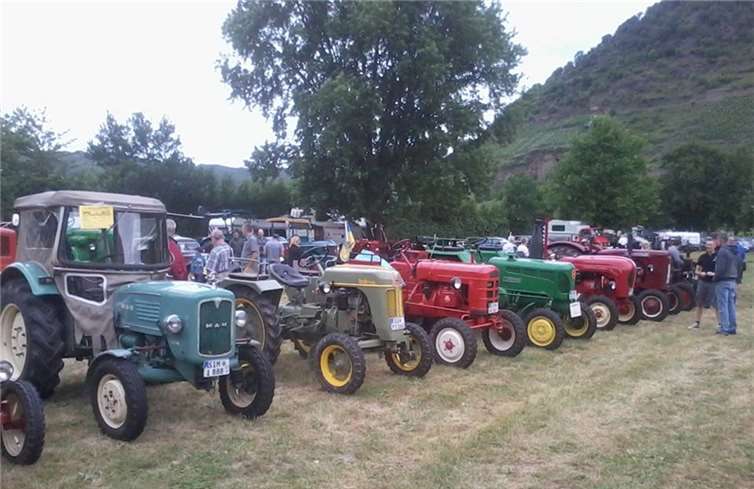 Die Weitersburger Schlepper gaben gemeinsam mit den anderen Traktoren ein schönes Bild ab. Privat