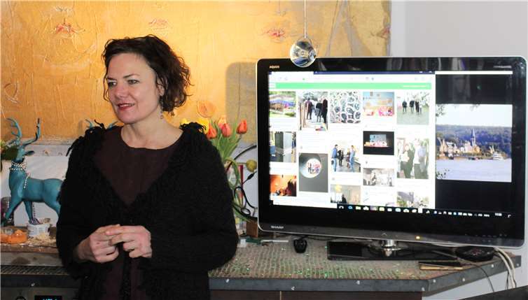 Die Welt blickte auf Unkel und die Gäste der UnkelerKünstlerin auf die übrigen 94 Orten in der weiten Welt