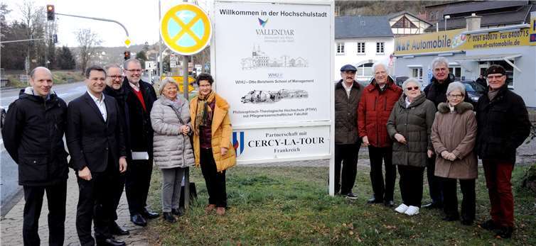 Die Willkommenstafeln wurden feierlich eingeweiht. Foto: Verkehrsverein Vallendar