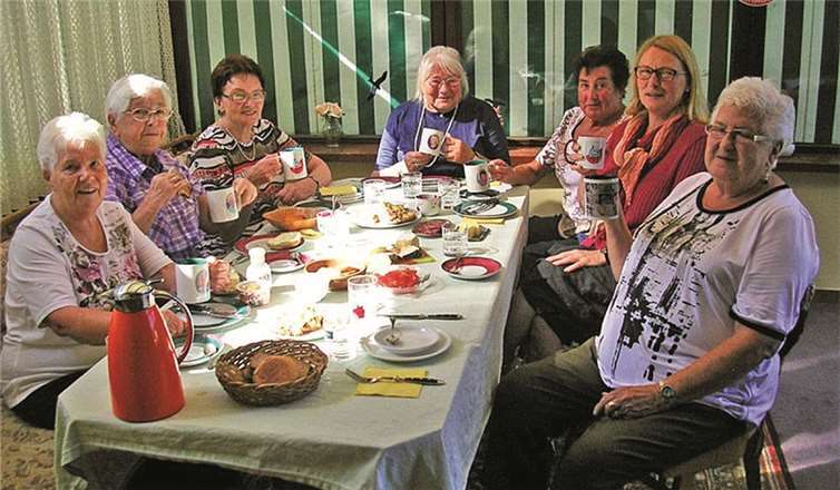 Die Wintergarten-Tanten von Niederadenau.privat