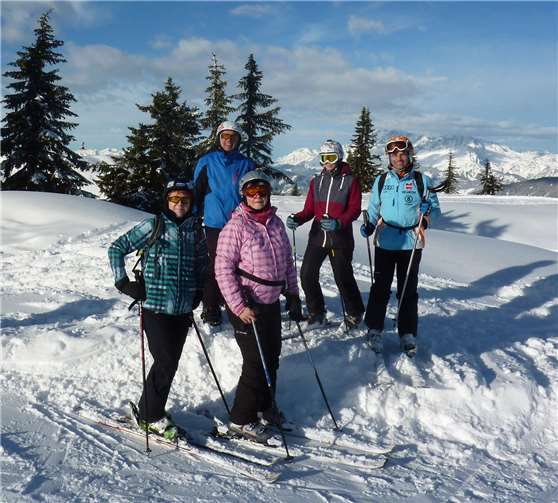 Die Wintersportler des TV Sinzig genossen auch die schöne Aussicht. privat