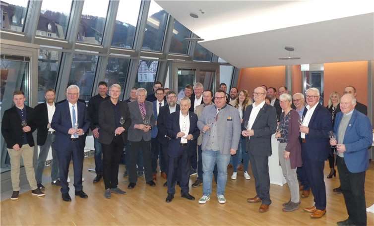 Die Winzerinnen und Winzer von Cochem-Zeller Weingütern hatten bei der diesjährigen Weinprämierung des Landes Rheinland-Pfalz einmal mehr die Nase vorn. Fotos: TE