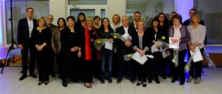 Die Würdigung der langjährigen Mitarbeiter des Caritas Zentrums. Caritas Zentrum, Mendig