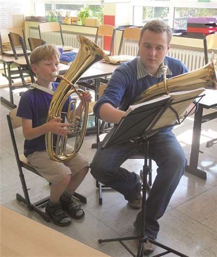 Die Zufriedenheit strahlt aus dem jungen Tenorhornisten.Privat