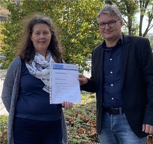 Die Zusammenarbeit von Realschule plus Cochem und Handwerkskammer Koblenz wurde in einer Schulkooperation festgehalten.Foto:Realschule plus Cochem