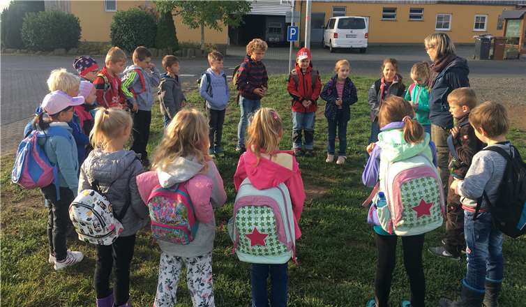 Die Zweitklässler bei ihrer Exkursion.Fotos: privat