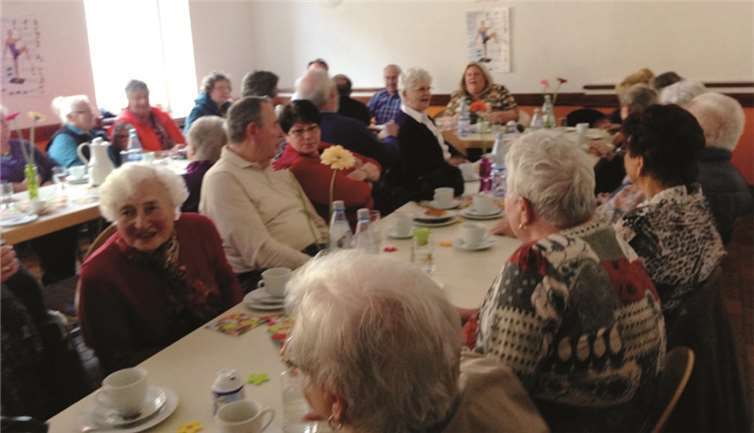 Die älteren Bürger von St. Sebastian brachten sich mit Fragen, aber auch Ideen und Anregungen in die Diskussion ein. privat