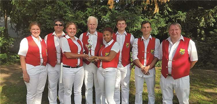 Die aktiven Musiker des Spielmannszuges „Rheinklänge“ freuen sich sehr über den 3. Platz.privat