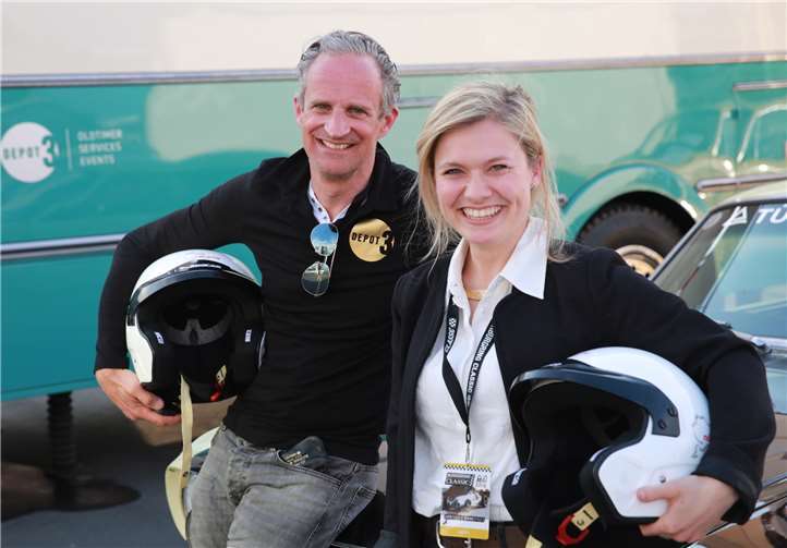 Die aktuelle Deutsche Weinkönigin Carolin Klöckner besuchte den Nürburgring.Fotos: myfoto24.eu