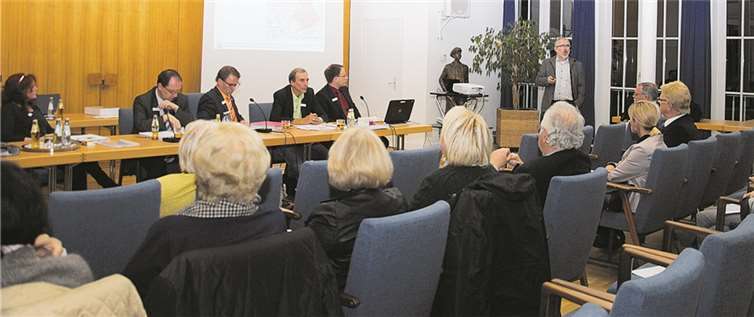 Die aktuellen Entwicklungen zum Projekt „Aktive Stadt“ wurden den Einwohnern vorgestellt. Jasmin Franz