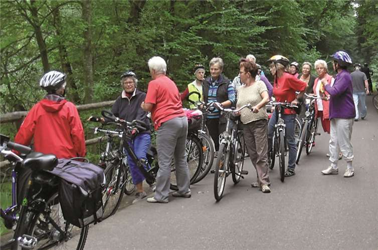 Die alljährliche Fahrradtour im August gehört zum Programm der kfd St. Martin Rheinbach.privat