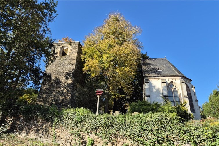 Die alte Kirche in Welling.