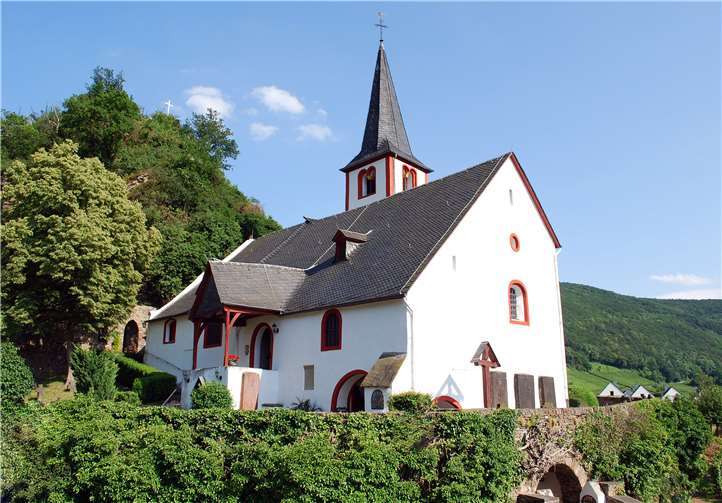 Die alte St. Michaelskirche in Alken. Foto: privat