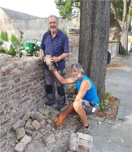 Die alten Kripper Ziegel kommen wieder zum Einsatz. privat