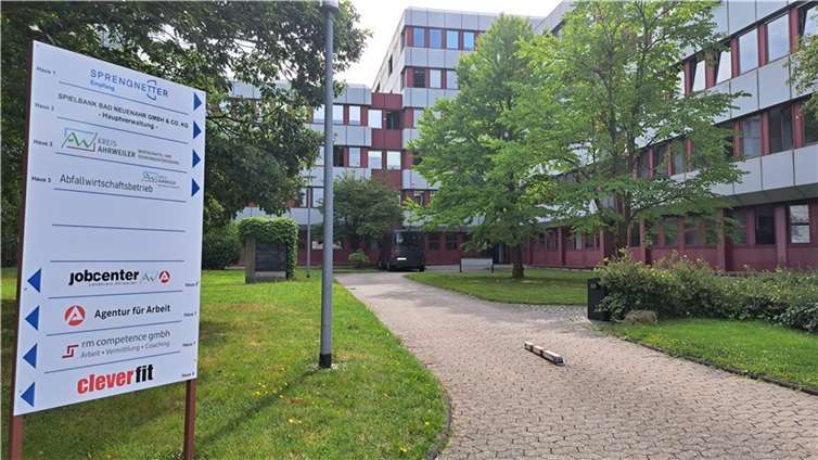 Die angemieteten Räumlichkeiten der Kreisverwaltung Ahrweiler befinden sich im Haus 3 am Sprengnetter Campus in Bad Neuenahr-Ahrweiler. Foto: S. Macht / Kreisverwaltung Ahrweiler.  Foto: S Macht
