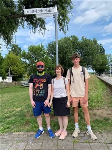 Die aus USA angereiste Carolyn Oliner und ihre beiden Söhne Steven und Jason. Foto: privat