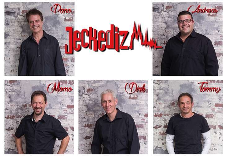 Die aus dem Ahrtal stammende Kölsch-Band „Jeckediz“ sorgt für den musikalischen Genuss.  KG Närrische Buben Sinzig