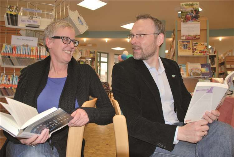 Die ausgewählten Werke werden von Regina Münch und Martin Groß vorgelesen. privat