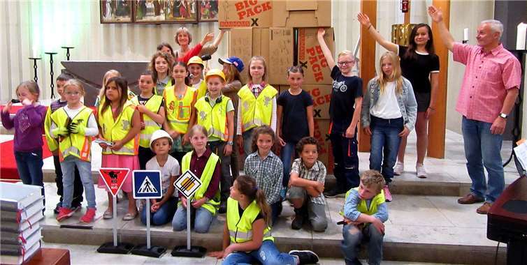 Die beiden Chöre begeisterten mit ihrer Aufführung die Zuhörer. privat