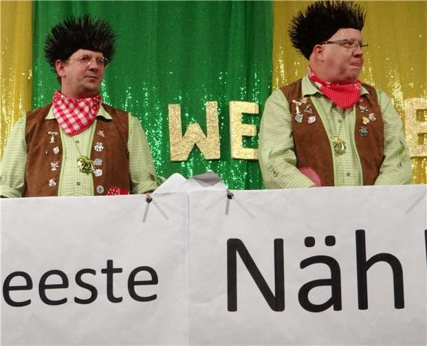 Die beiden KC Vorstandsmitglieder Heiko Nehlmeyerund Pascal Francke hielten eine Büttenrede ohne Worte.